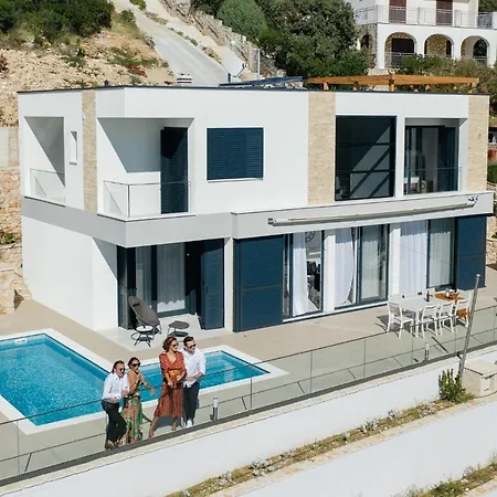 Plava Voda Luxury A Villa *